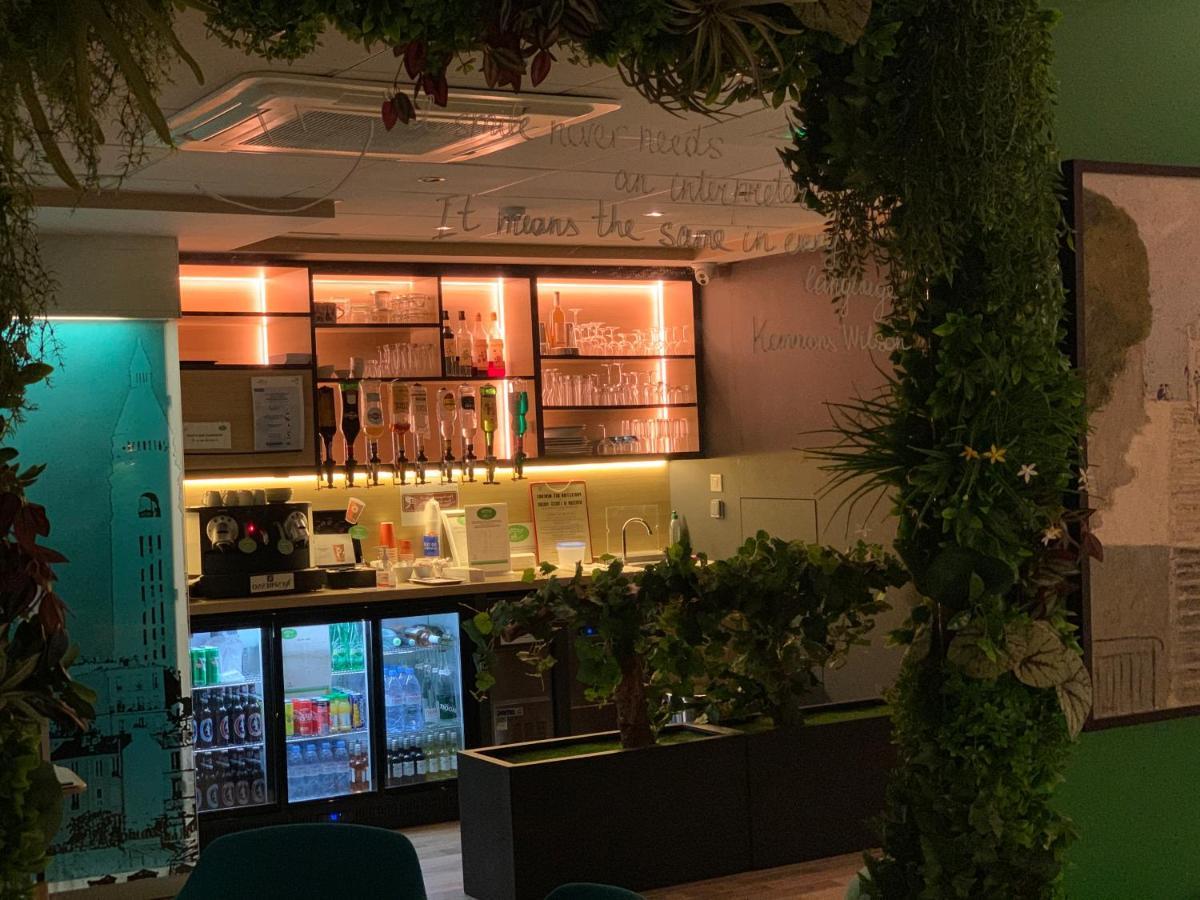 Holiday Inn Paris Montmartre By Ihg Exteriér fotografie